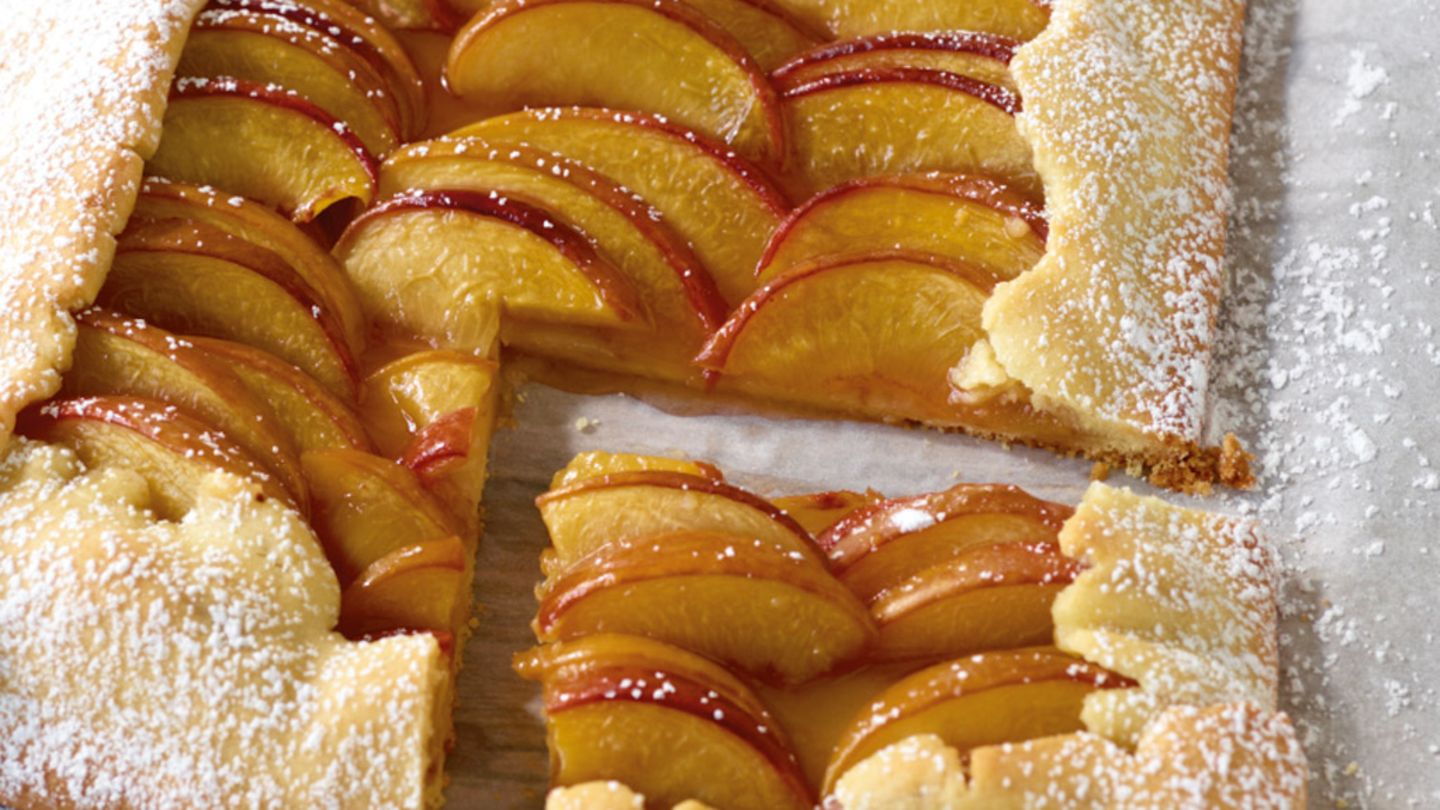 Pfirsich-Tarte Rezept - [ESSEN UND TRINKEN]