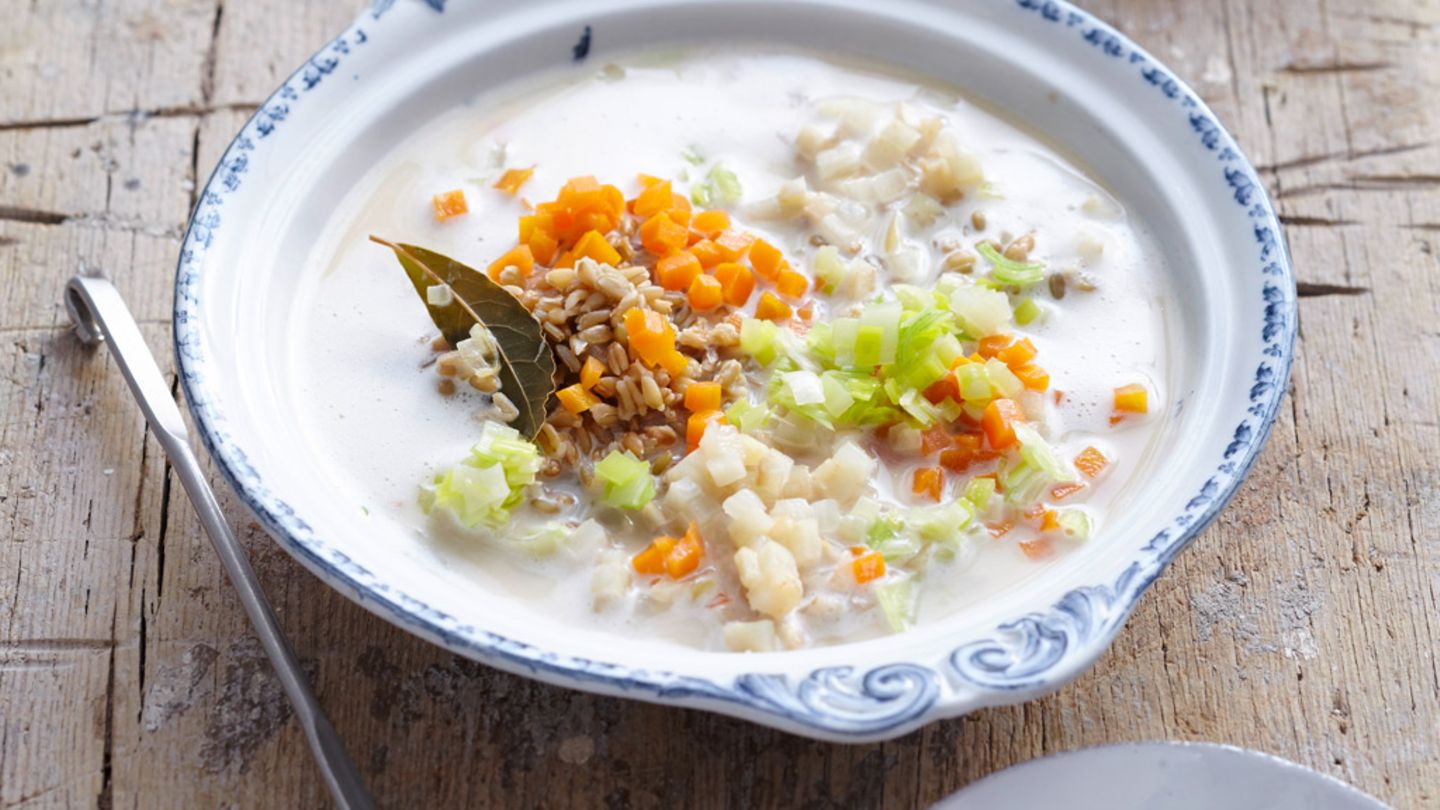 Grünkerncremesuppe mit Speck und Majoran Rezept