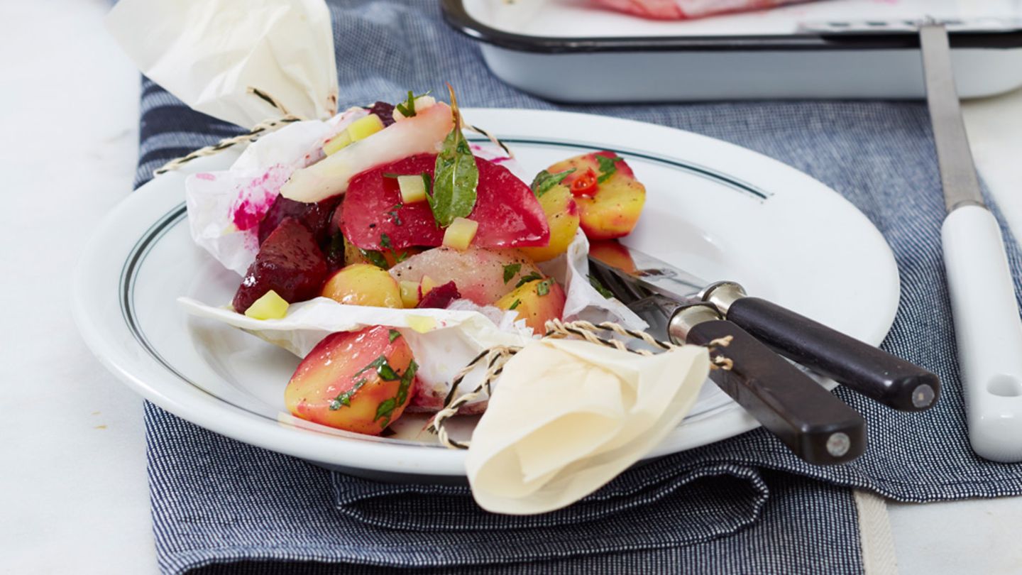 Rote-Bete-Päckchen mit Kartoffel-Vinaigrette Rezept