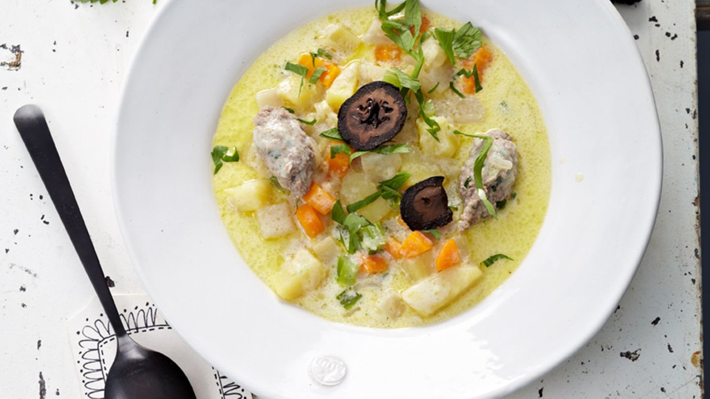 Kartoffeleintopf mit Mett und Walnüssen Rezept