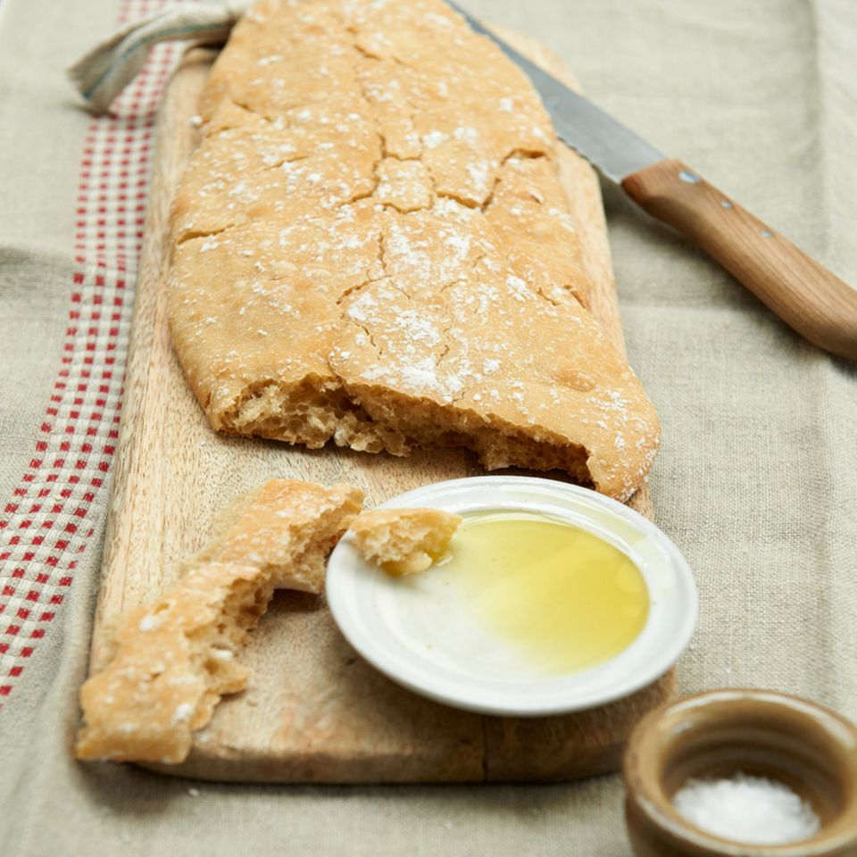 Ciabatta Mit Olivenol Rezept Essen Und Trinken