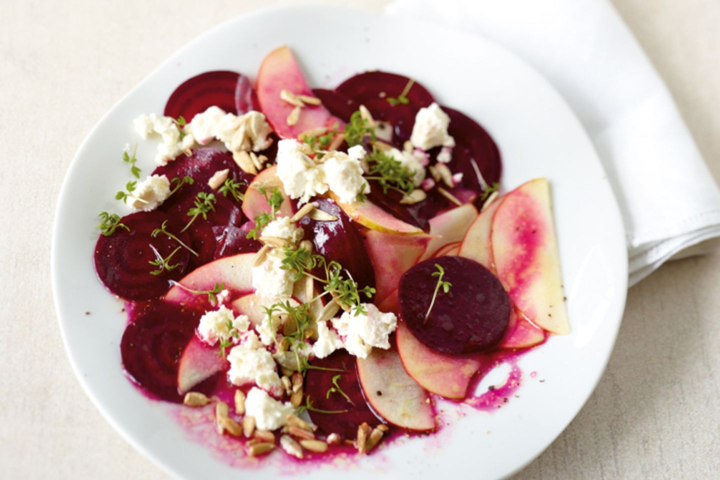 Rote Bete Apfel Salat Rezept Essen Und Trinken