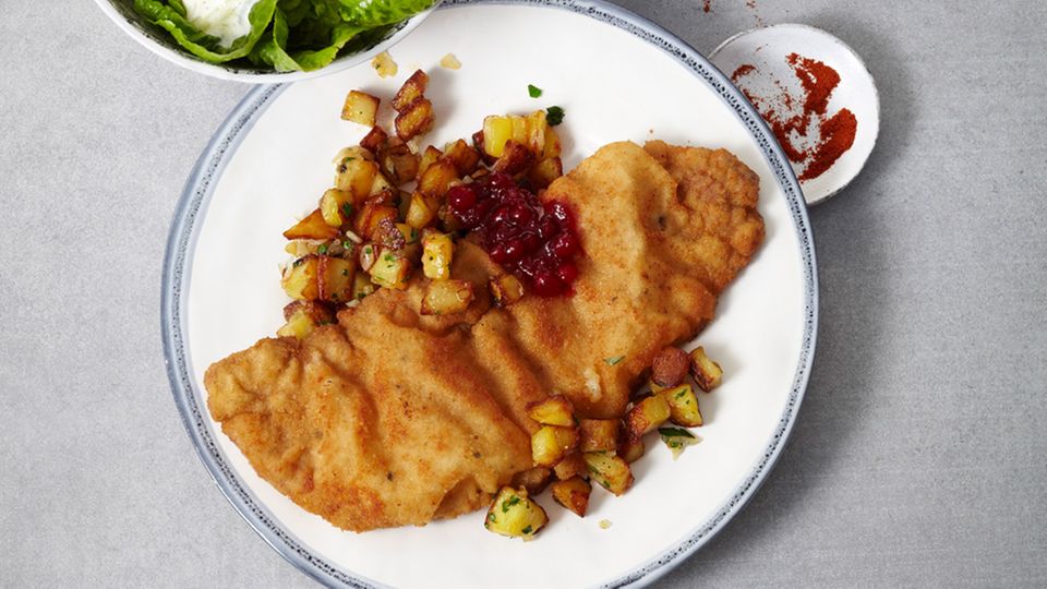 Rezept für Schnitzel mit schnellen Bratkartoffeln