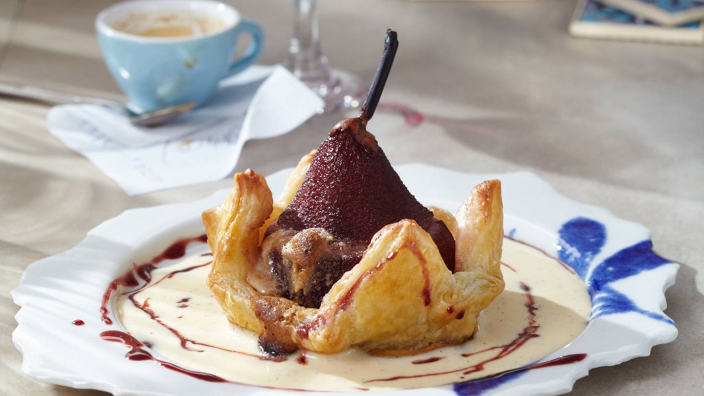 Portweinbirnen in Blätterteig Rezept