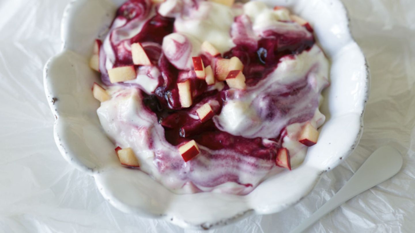 Holunder-Quark-Mousse Rezept