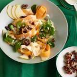 Kürbis-Pastinaken-Salat mit Tahine-Dressing und Cranberry-Krokant