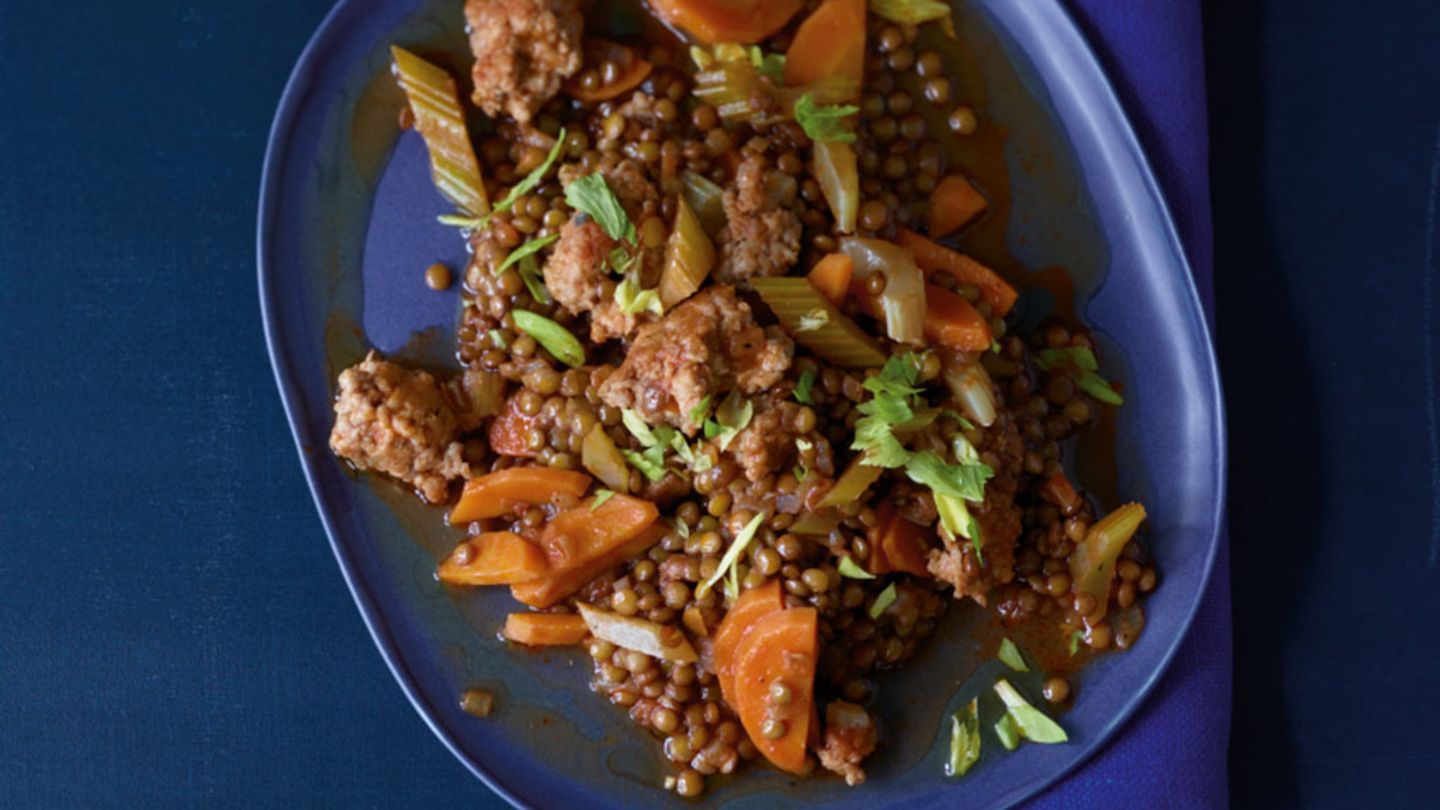 Linsengemüse mit Mett Rezept