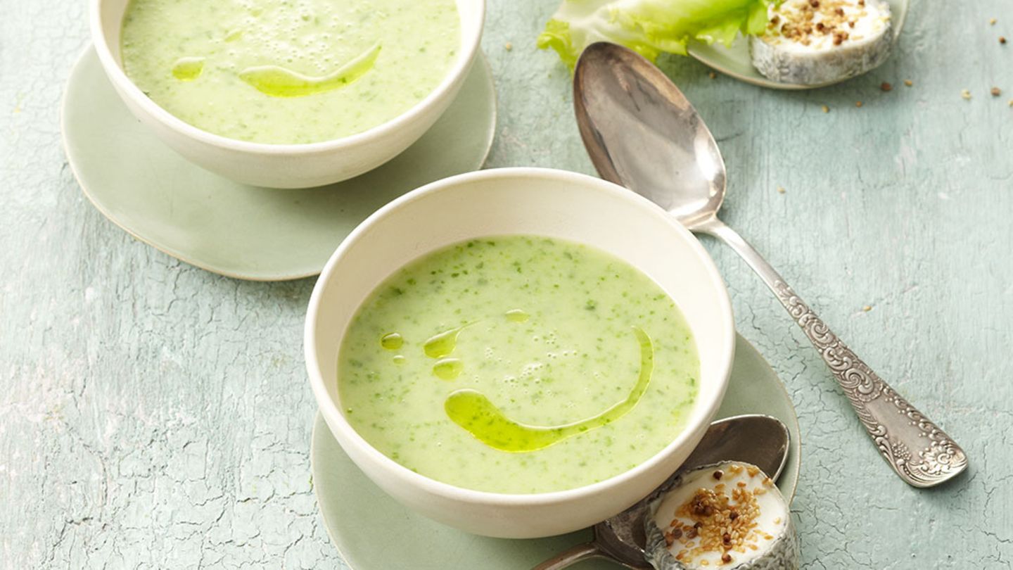 Endiviensuppe mit Ziegenkäse Rezept