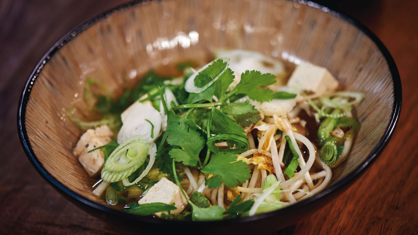 Japanische Nudelsuppe Rezept
