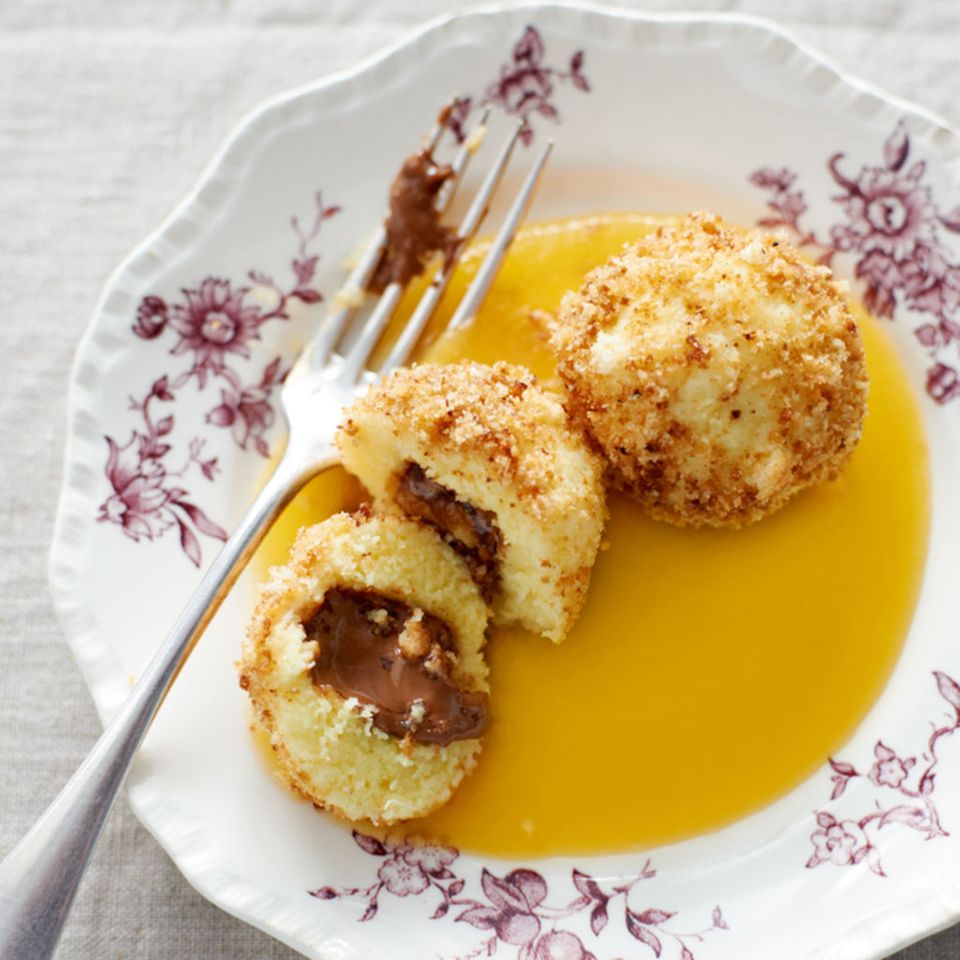 Griessknödel mit Nougatfüllung