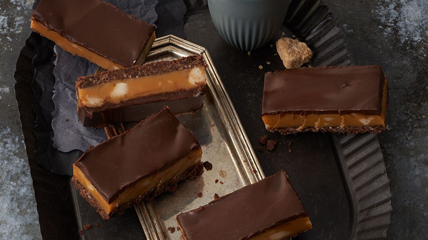 Karamell-Macadamia-Streifen Rezept