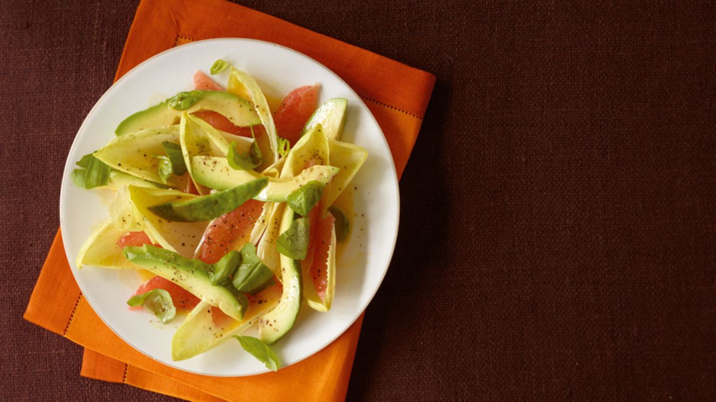 Chicorée-Avocado-Salat Rezept