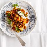 Orecchiette mit Ragout und Kräuter-Dip