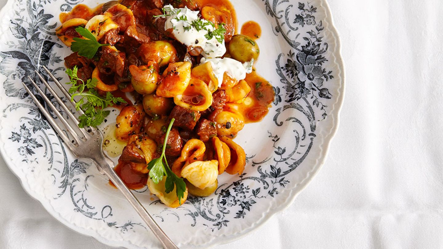 Orecchiette mit Ragout und Kräuter-Dip Rezept