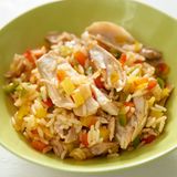 Bunter Reis mit Hähnchen