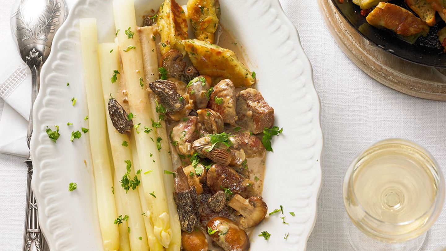 Spargel mit Wildragout Rezept