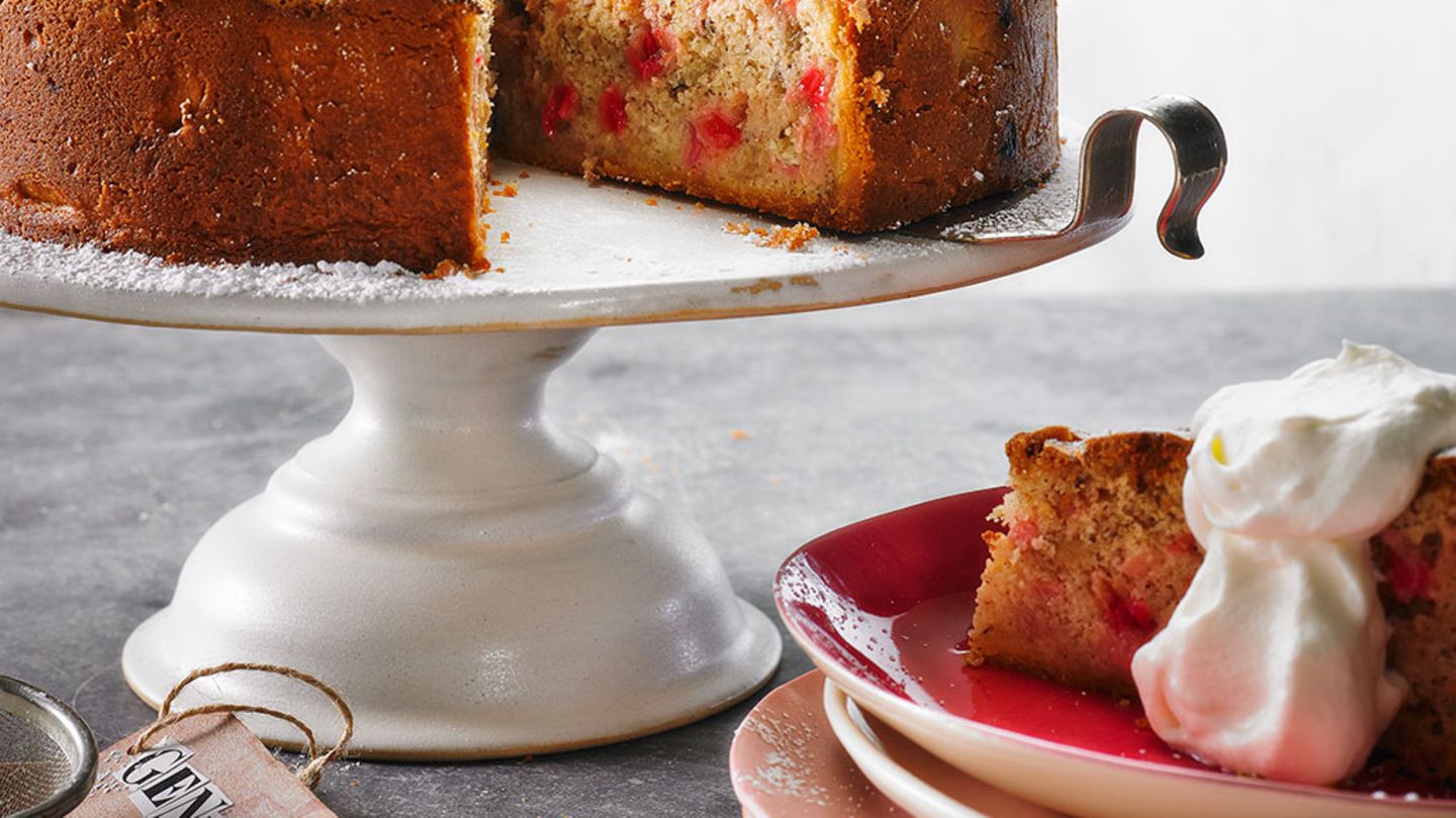 Rhabarber-Baiser-Torte Rezept