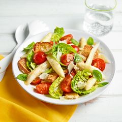 Spargel-Brot-Salat