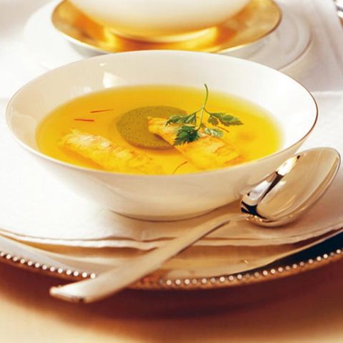Safran: Suppen und Gemüse mit Safran