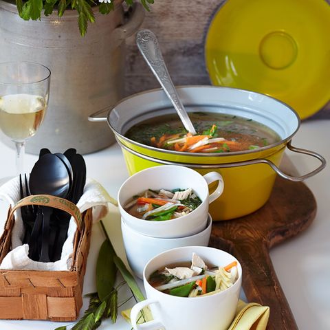 Suppen, Eintöpfe und Ragouts mit Hähnchen