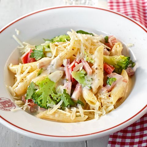 Pasta mit Sahnesauce