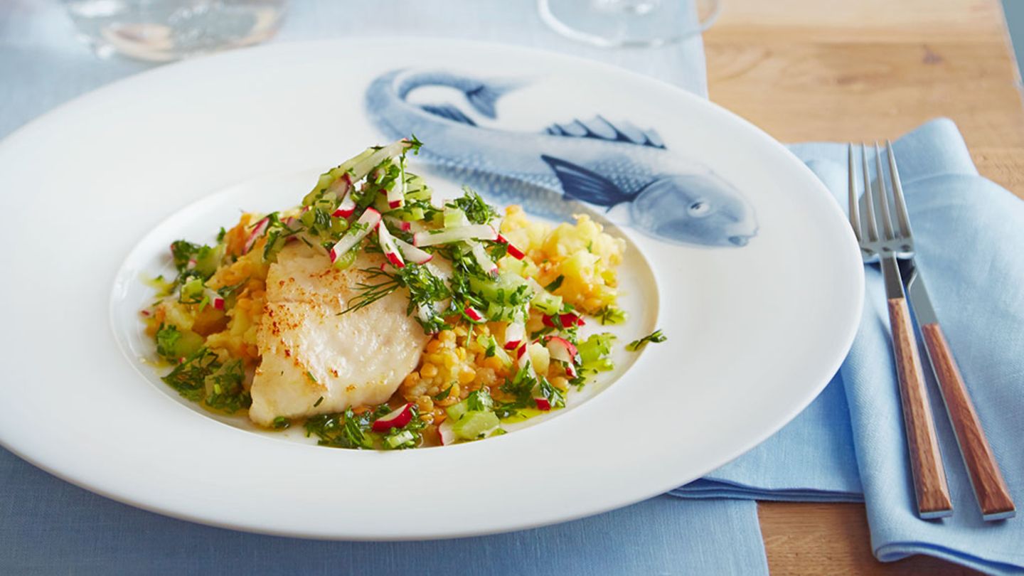 Weißes Menü mit Fisch - [ESSEN UND TRINKEN]