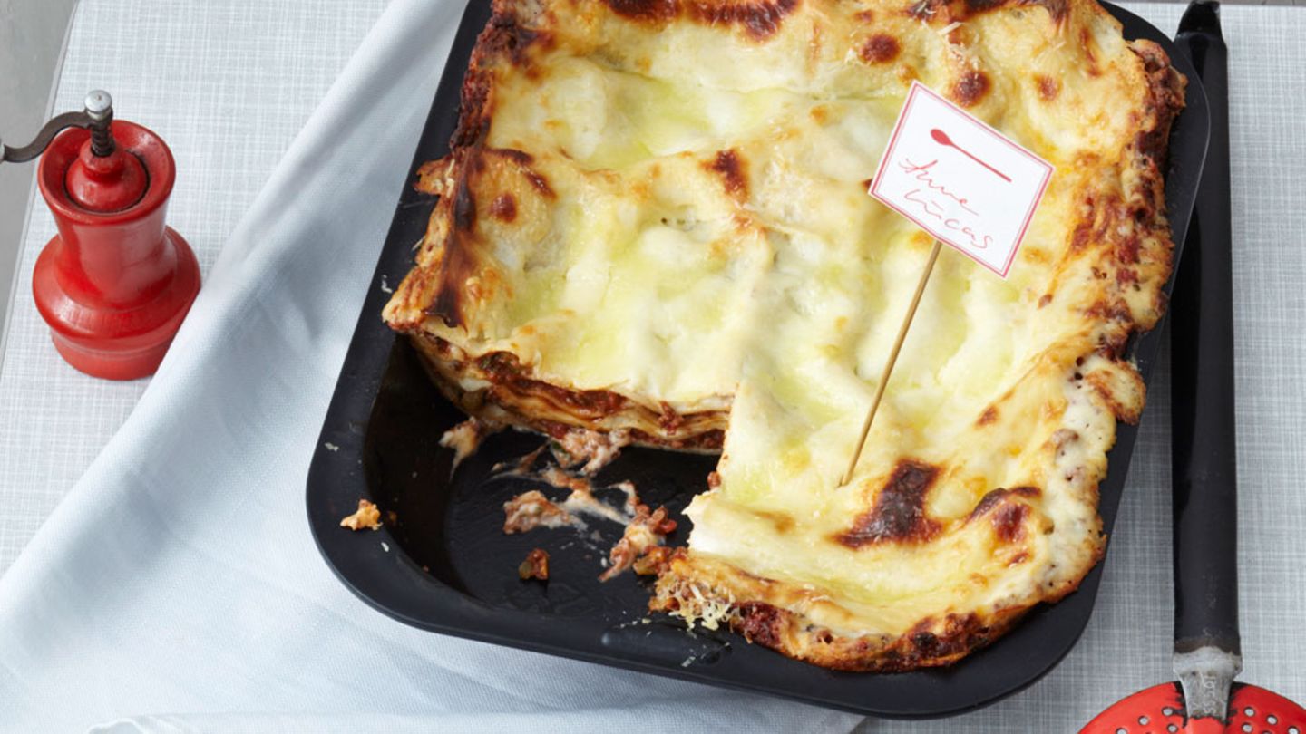 Lasagne mit Mozzarella-Béchamel Rezept