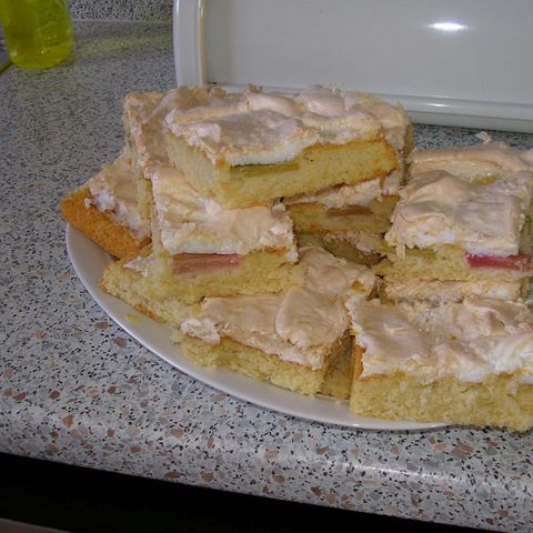 Rhabarberkuchen aus der Springform