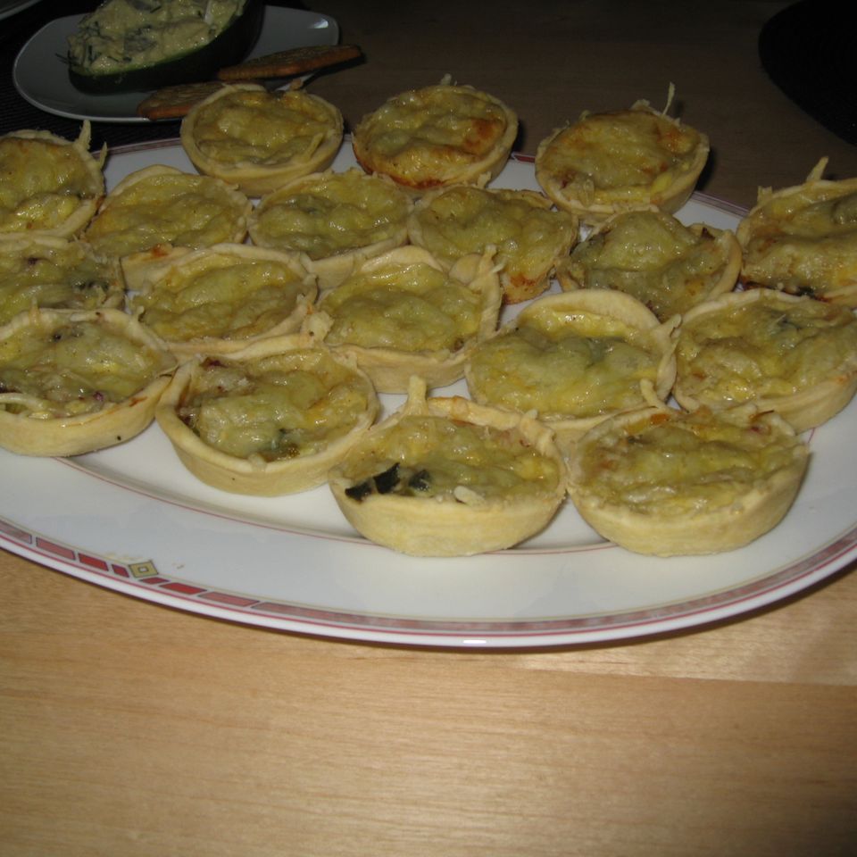 Mini-Quiches mit Lauchzwiebeln Rezept - [ESSEN UND TRINKEN]