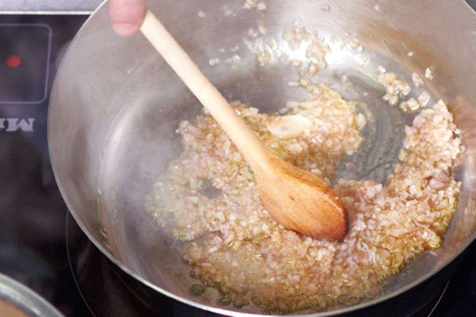 Weißwein-Risotto (Grundrezept) Weißwein-Risotto (Grundrezept)