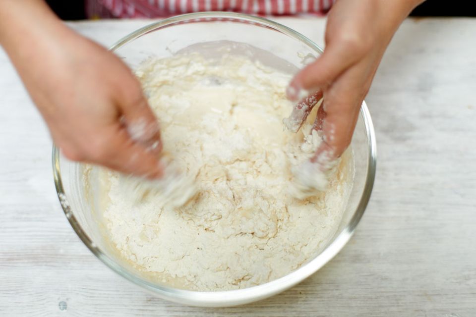 Schinken-Pilz-Pizza Schinken-Pilz-Pizza