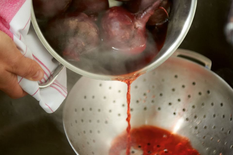 Lauwarmer Rote-Bete-Salat Lauwarmer Rote-Bete-Salat