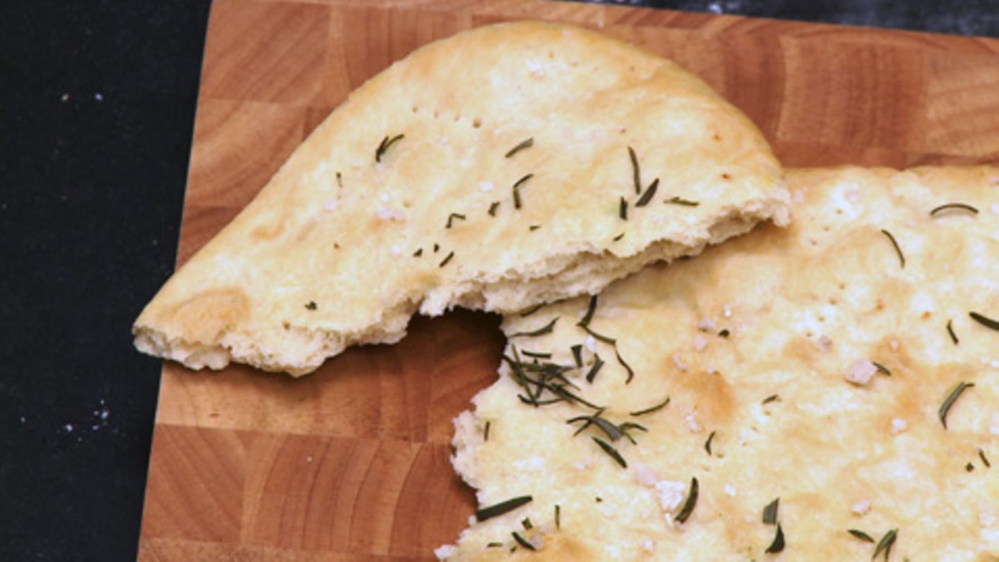 Hefeteig Grundrezept für Pizza und Foccacia Rezept Rezept