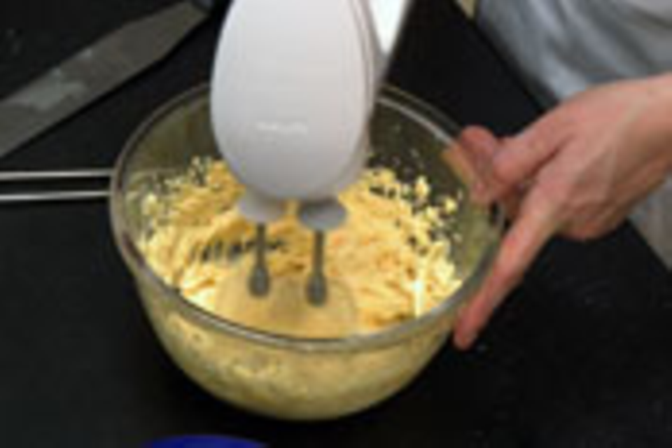 Waffel Zutaten verrühren