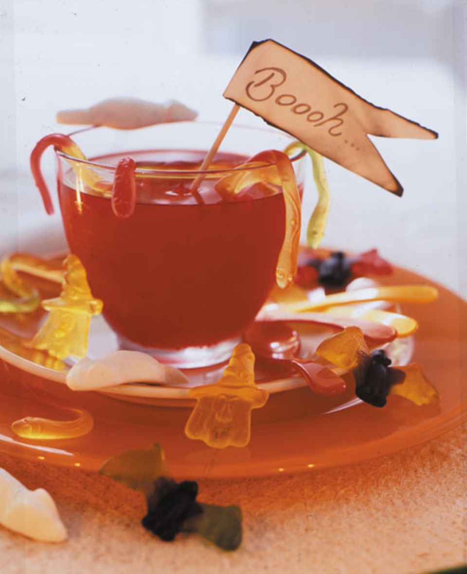 Glibber-Spaß mit Würmern: Wackelpudding mit Gummitieren Glibber-Spaß mit Würmern: Wackelpudding mit Gummitieren