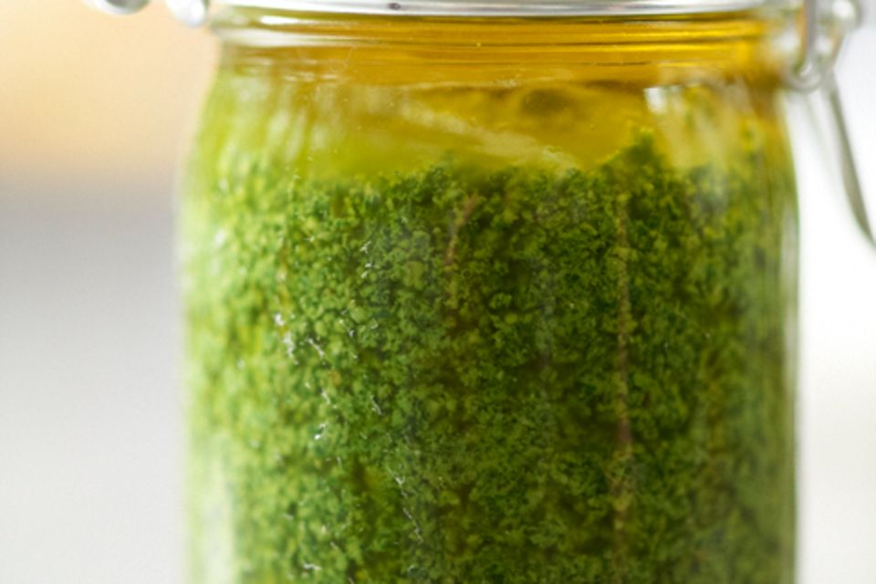 Wie macht man eigentlich... Pesto Wie macht man eigentlich... Pesto