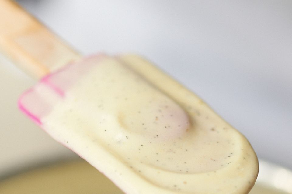 Wie macht man eigentlich... Vanillesauce Wie macht man eigentlich... Vanillesauce