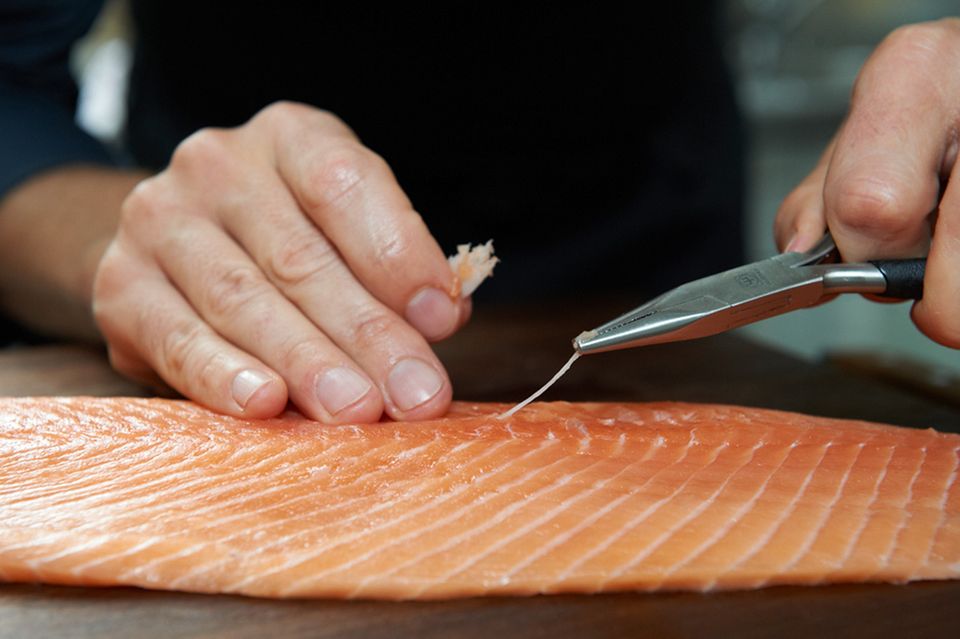 Wie macht man eigentlich... Lachs [ESSEN UND TRINKEN]