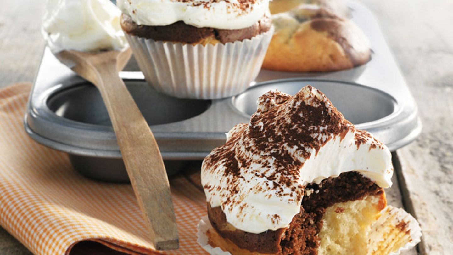 Marmor-Cupcakes mit Schlagsahne Rezept