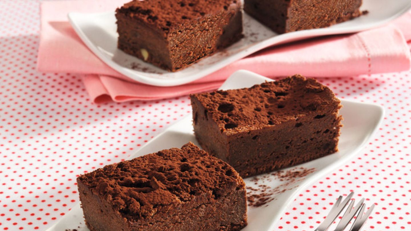 Üppiger Schokoladenkuchen Rezept