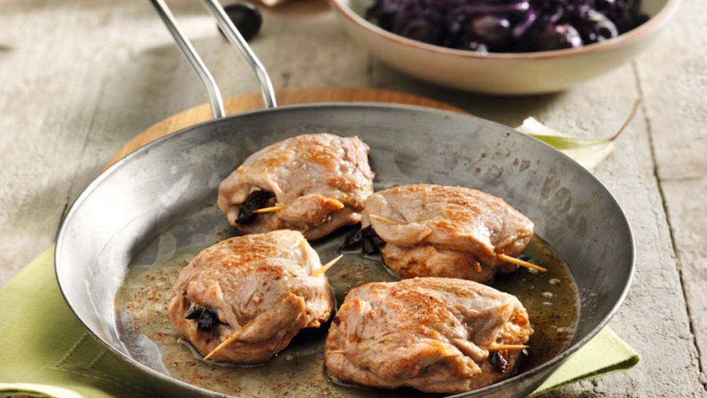 Gefülltes Schweinefilet mit Trauben-Rotkohl Rezept