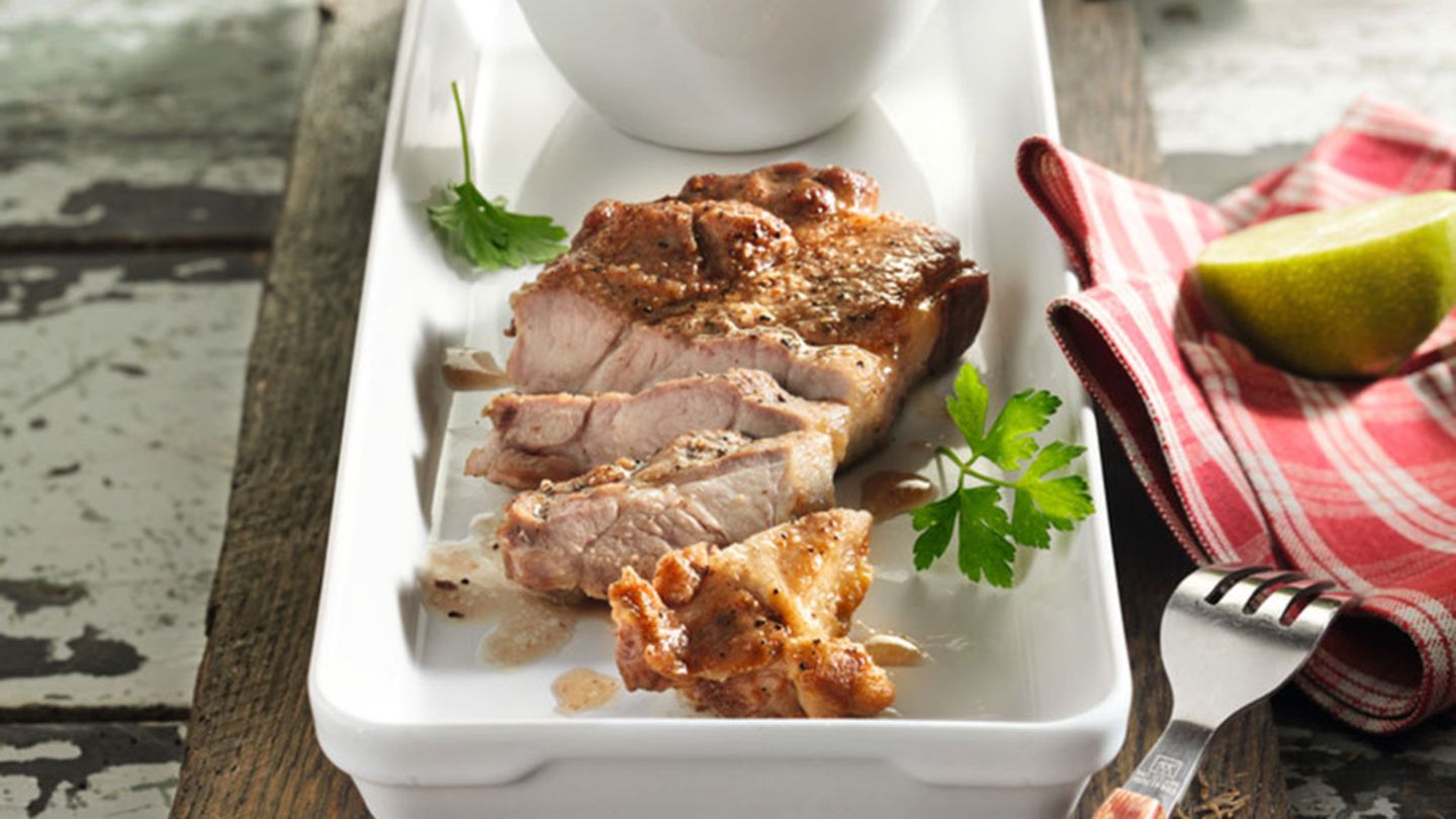 Schweinesteaks mit Avocado-Mango-Salsa Rezept