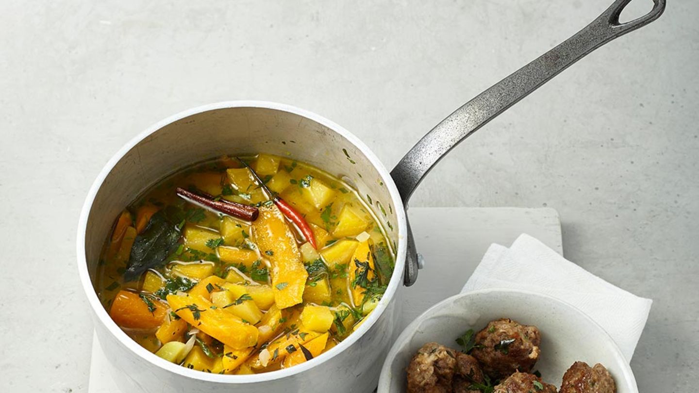 Steckrübeneintopf mit Lammbällchen Rezept