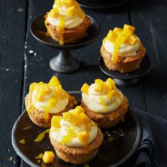 Exotische Früchte und Ingwer machen die Cupcakes herrlich fruchtig und würzig zugleich.