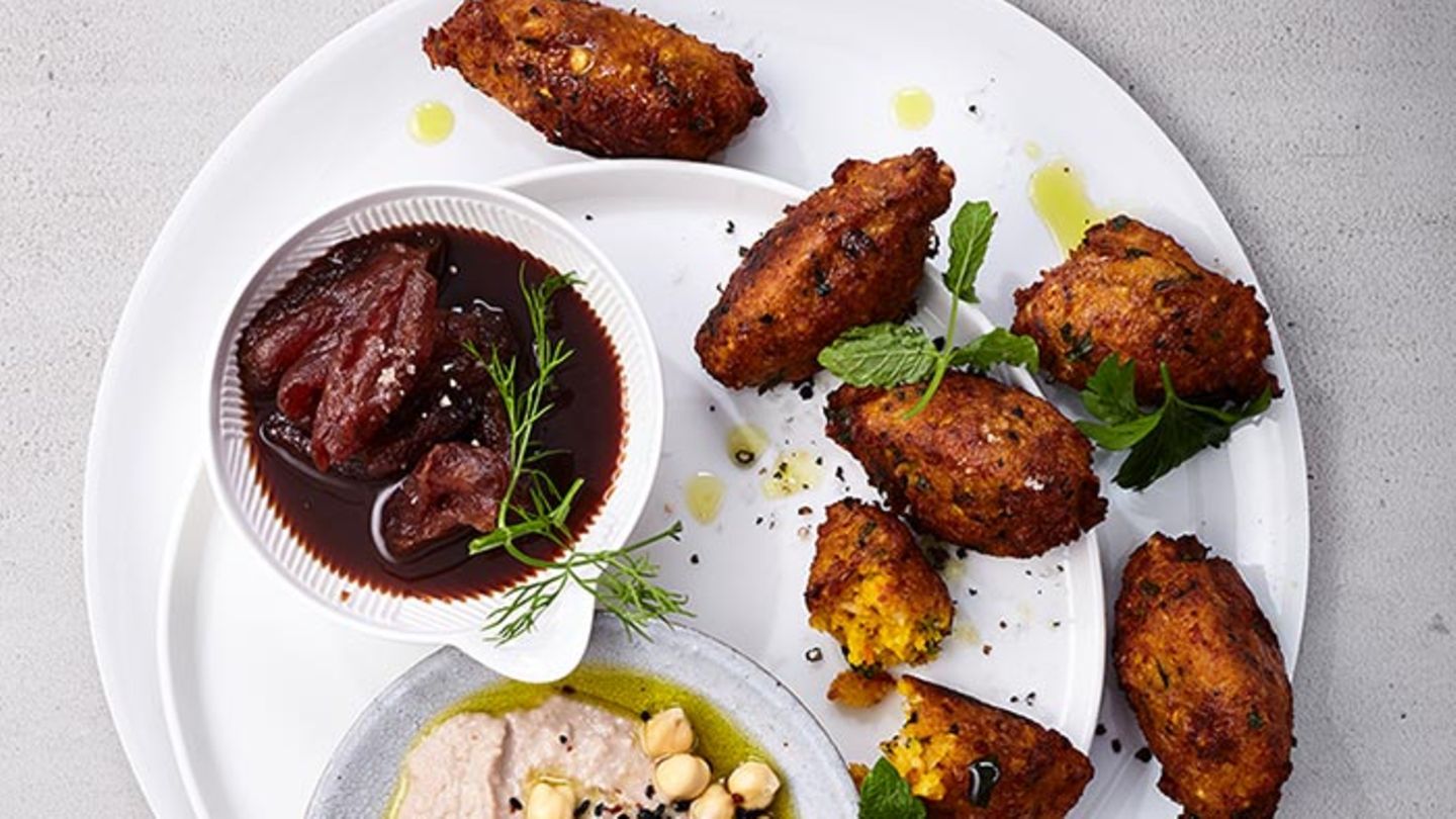 Kürbis-Falafeln mit Datteln und Hummus Rezept