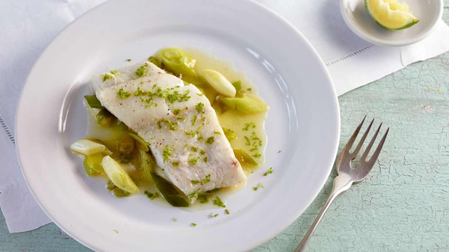 Seelachs auf Frühlingszwiebeln Rezept