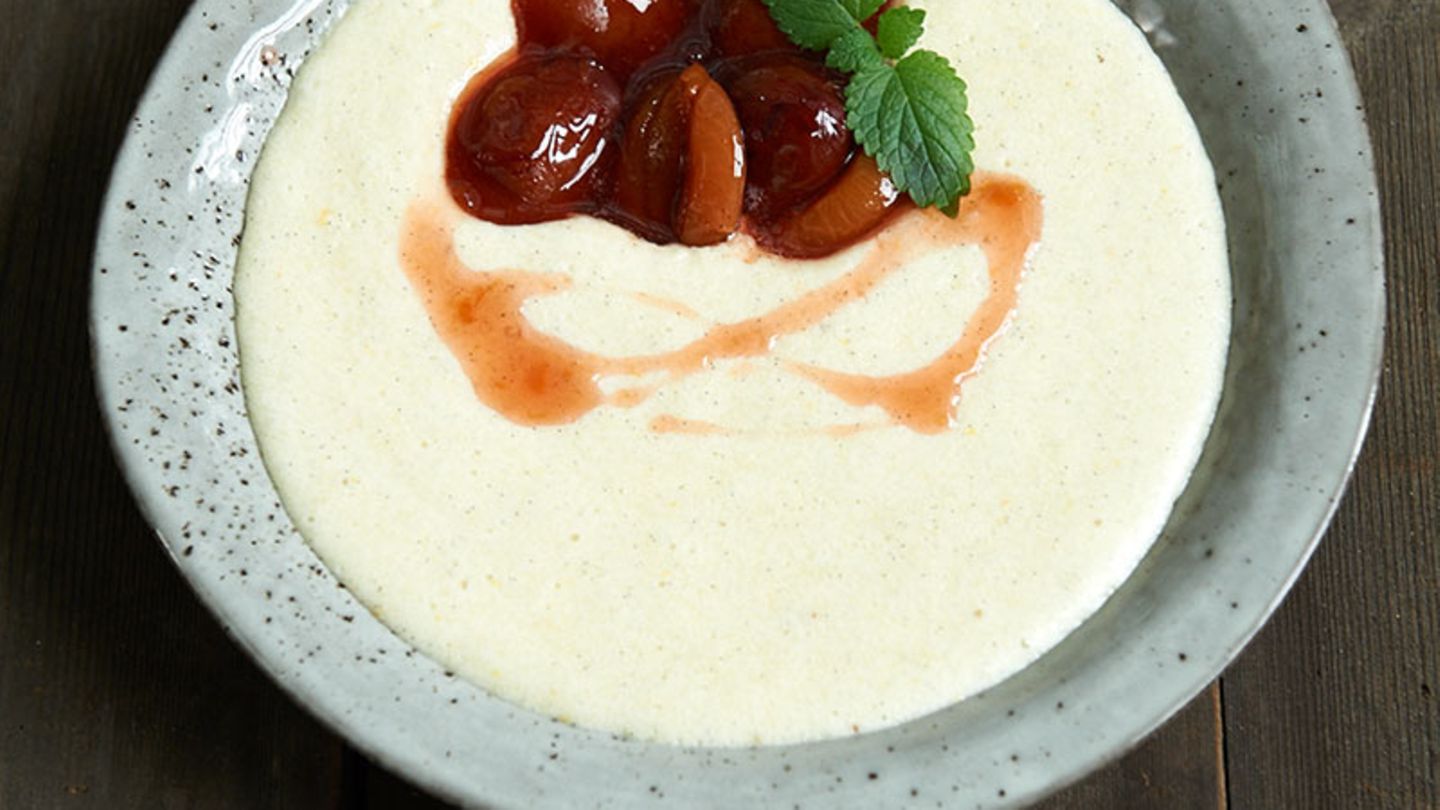 Grießbrei mit Zwetschgenkompott Rezept