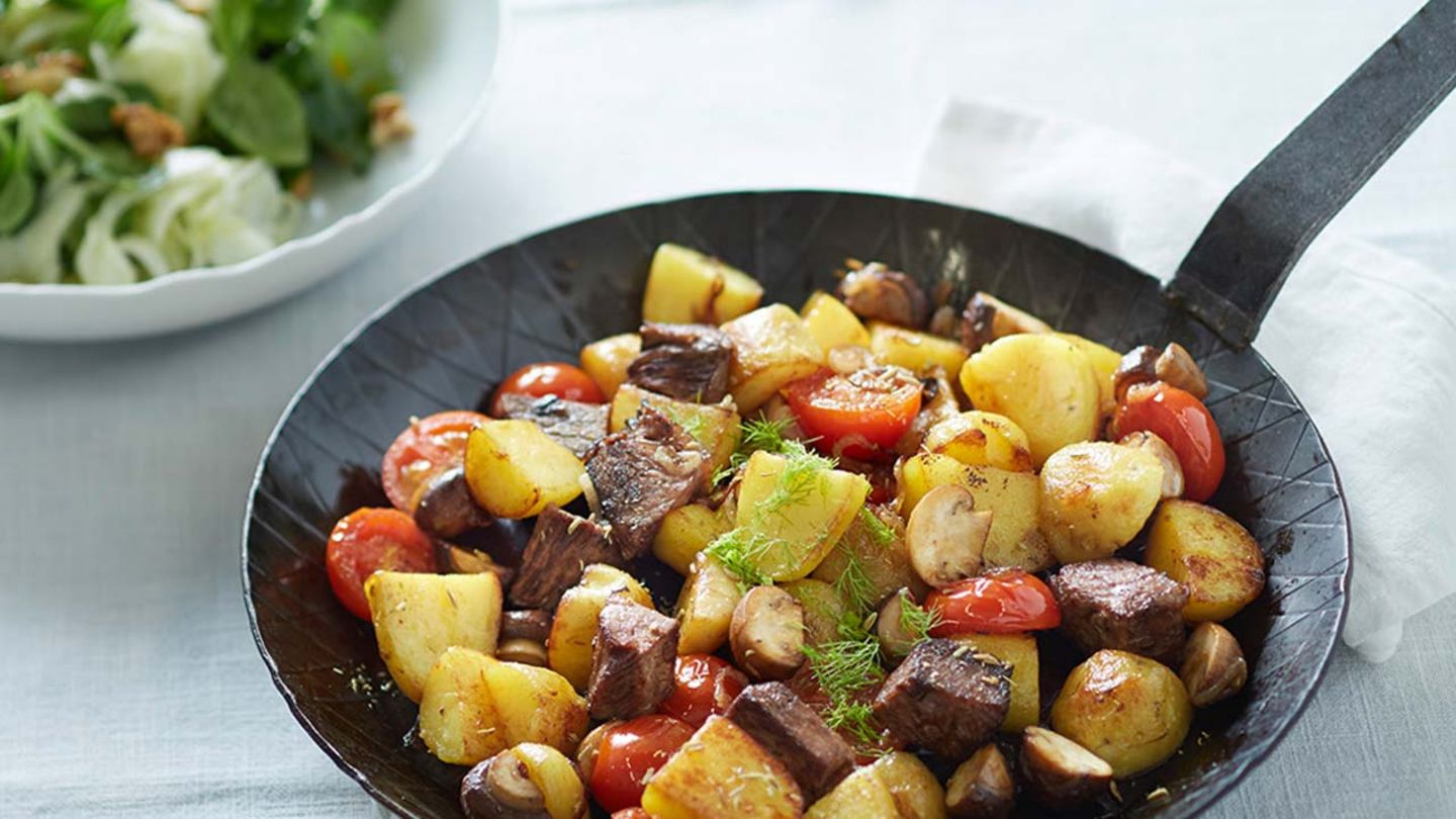 Brasato-Gröstl mit Fenchel-Feldsalat Rezept