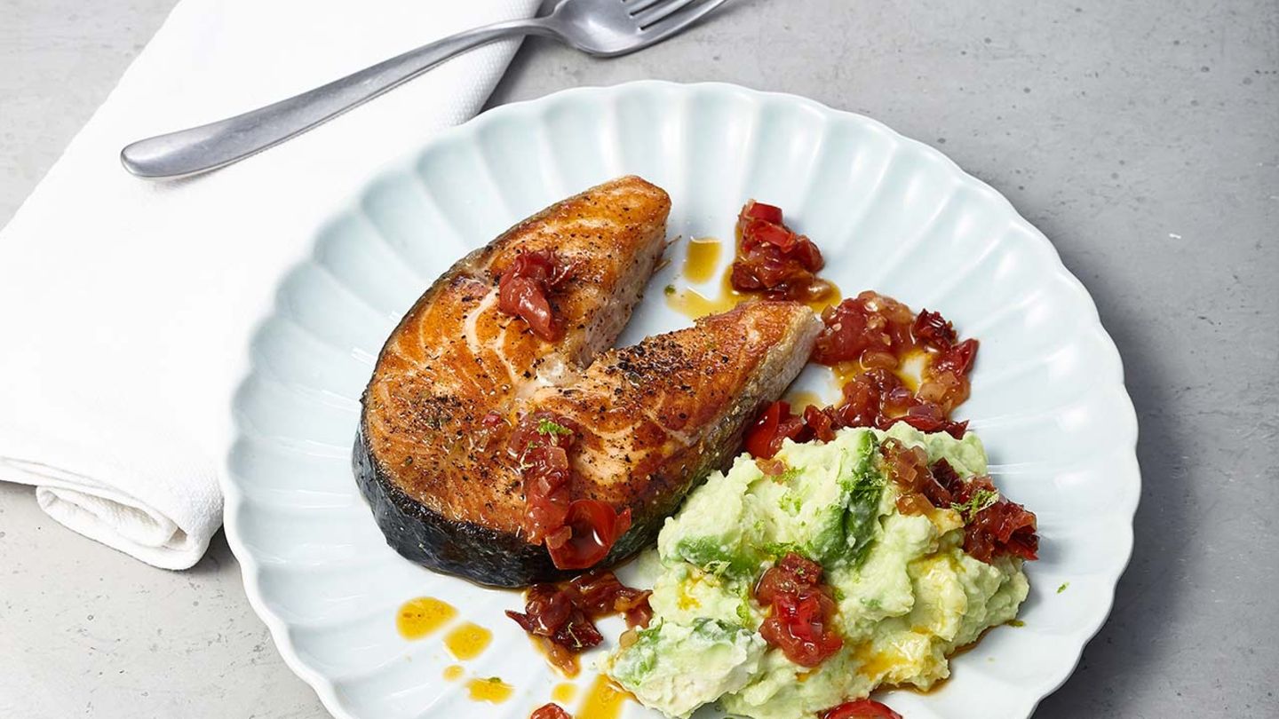 Avocado-Kartoffelstampf mit Lachs Rezept