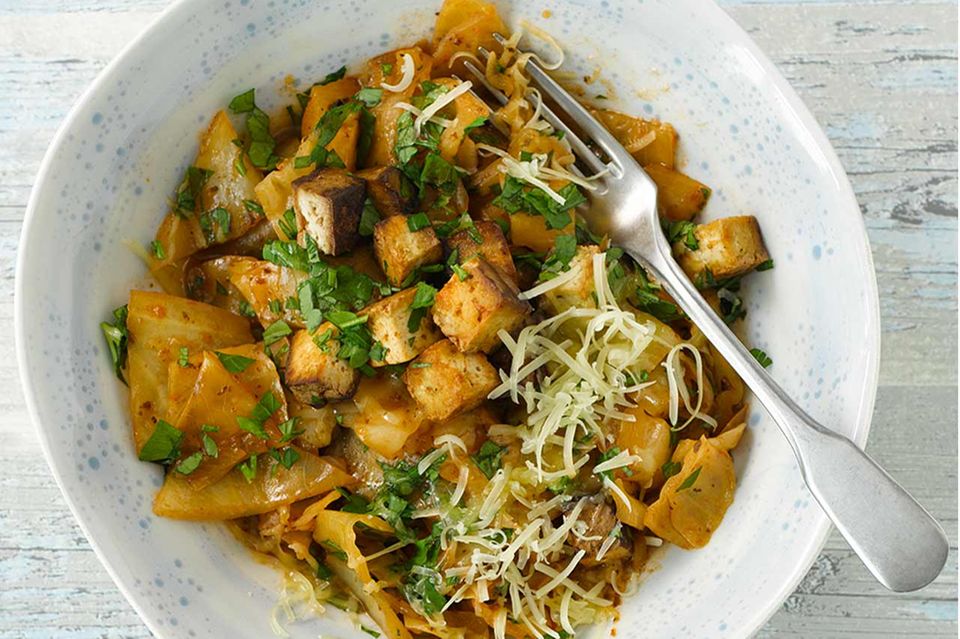 Schmorkraut mit Räuchertofu Schmorkraut mit Räuchertofu